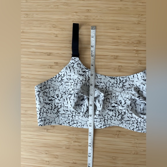 Knix Evolution Bra - Picture 3 of 11